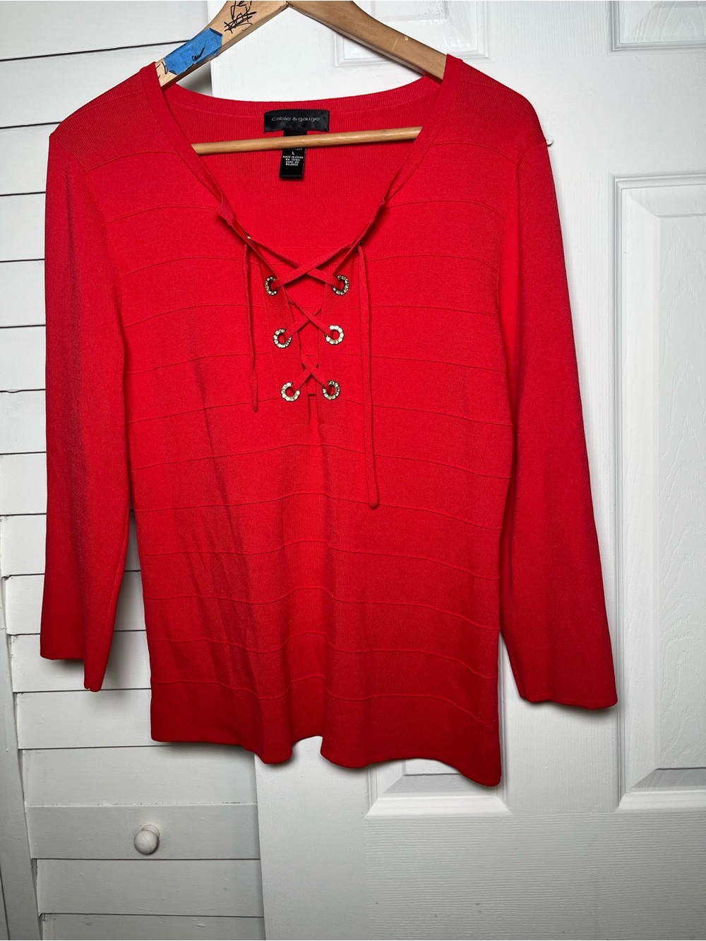 Cable & Gauge Red Lace-Up Front Ribbed Long Sleeve Top Size Large - Picture 3 of 15